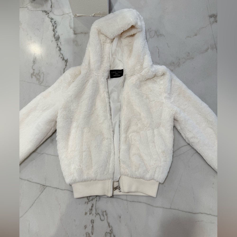 Love Tree White Teddy /faux fur Jacket